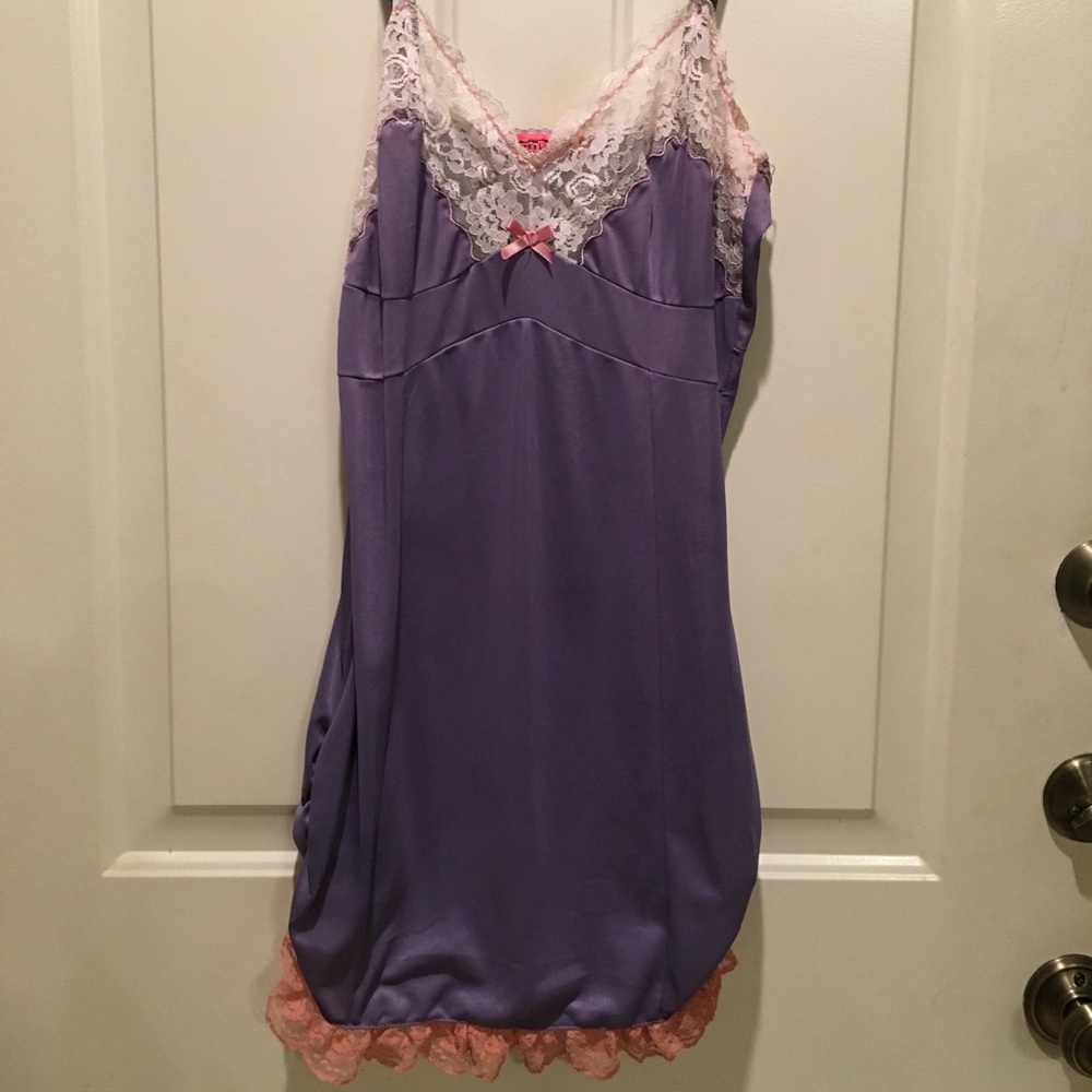 Super Lucky Cat Lacey Tank